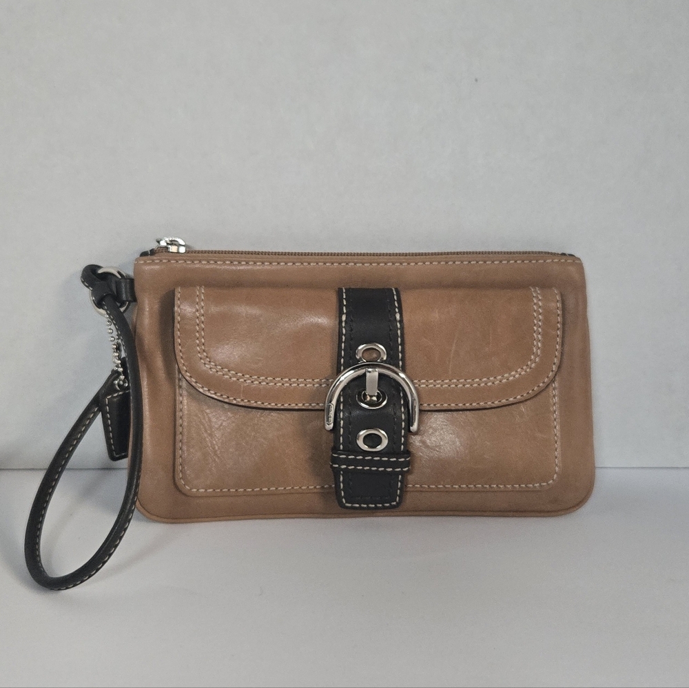 COACH Soho Camel & Brown Genuine Leather Y2k Wrislet Wallet